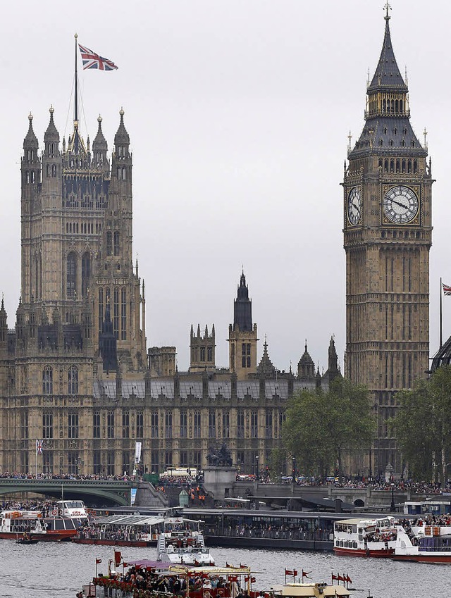 Im Netz von Geschichten: London mit  Westminster und Big Ben   | Foto: dpa