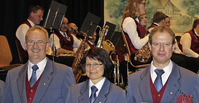 Ehrungen beim Musikverein Harmonie Una...ende Karin Zorn (links) ausgezeichnet.  | Foto: Christa Maier