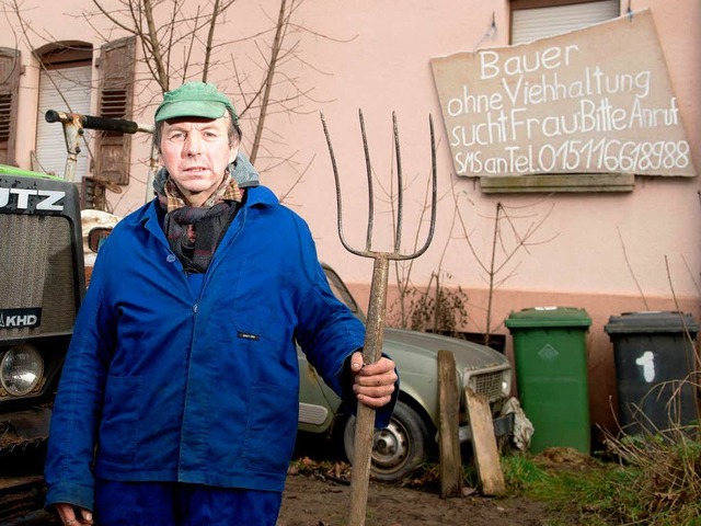 Pltzlich bei den Damen begehrt: der Bauer Roland Geiger  | Foto: dpa