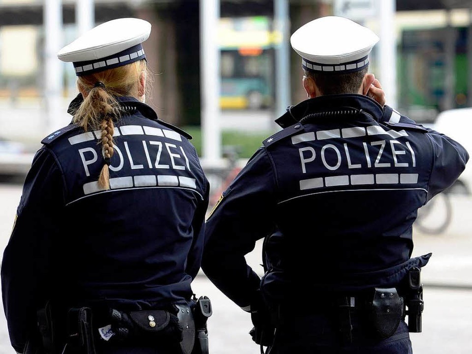 Die Polizei hat alles unter Kontrolle.  | Foto: Ingo Schneider
