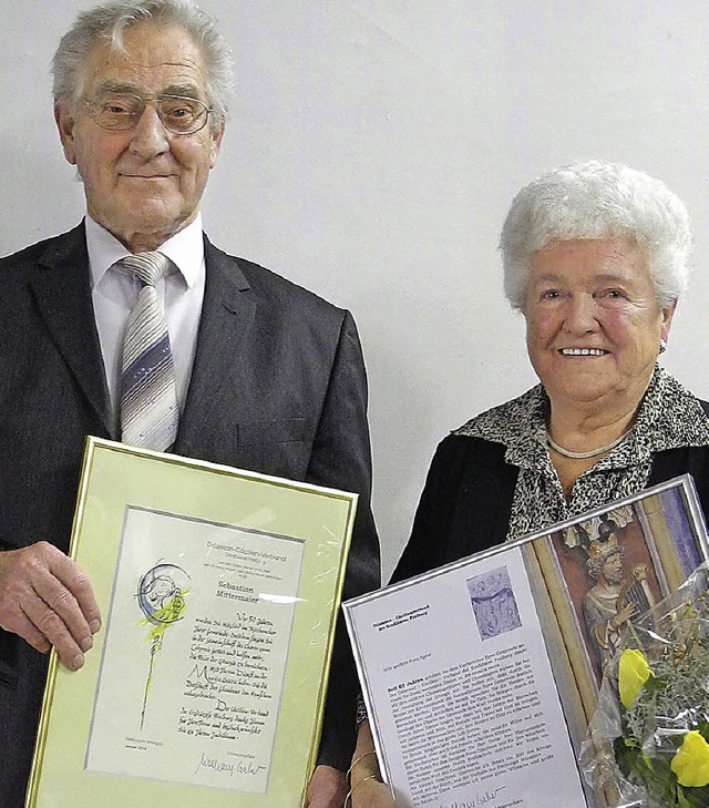 Sebastian  Mittermaier und  Annemarie ...en Mitglied des Kirchenchores Bernau.   | Foto: Ulrike Spiegelhalter