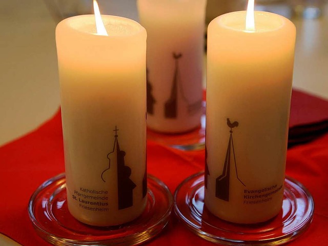 Zum  Kirchenjahr 2013 haben katholisch...en, das auch auf diesen Kerzen prangt.  | Foto: Bastian Henning