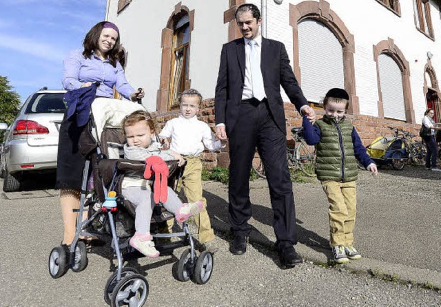 Rabbiner Avraham Yizhak Radbil, hier m...che Gemeinde Freiburg bereits wieder.   | Foto: Ingo Schneider