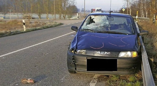 Jede Hilfe kam auch hier zu spt: Bei ...e auf der L 87 eine Joggerin gettet.   | Foto: polizei