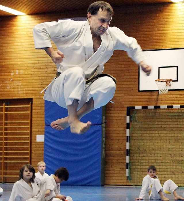 90 Karateka aus Sddeutschland trafen sich in Kappel  | Foto: Privat