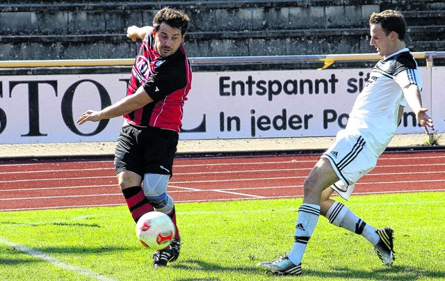 Kicken vielleicht bald auf Kunstrasen: Die Spieler des FC Tiengen.  | Foto: BZ
