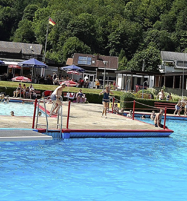 In den GVV-Gemeinden wird ber die Bet...ng an der  Schwimmbadsanierung beraten  | Foto: . Schmidt