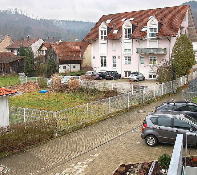 Die neuen Parkpltze sollen direkt im ... stren sich allerdings die Nachbarn.   | Foto: Wolfgang Beck