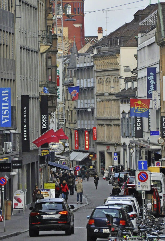 Die Basler Innenstadt soll frei vom motorisierten Verkehr werden.   | Foto: gra