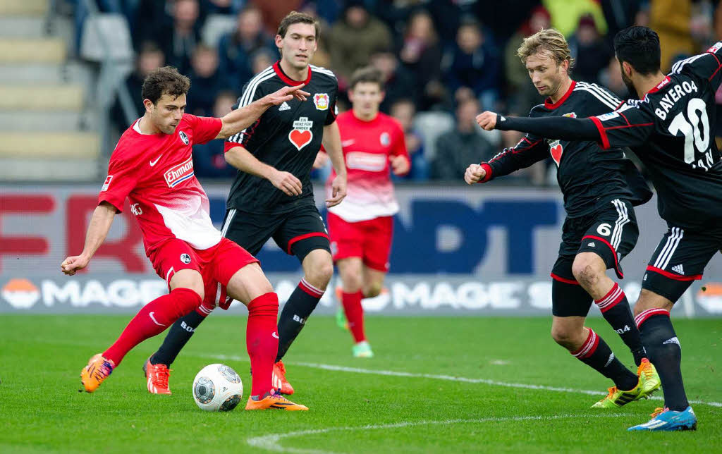 Dann der Ausgleich: Admir Mehmedi erzielte mit einem herrlichen Schuss das Tor zum 1:1.