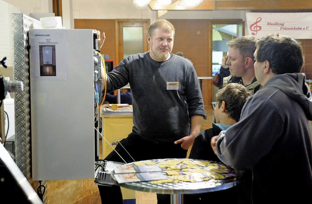 Welche Heizung ist die richtige fr uns? Der Fachmann bert.  | Foto: Wolfgang Knstle