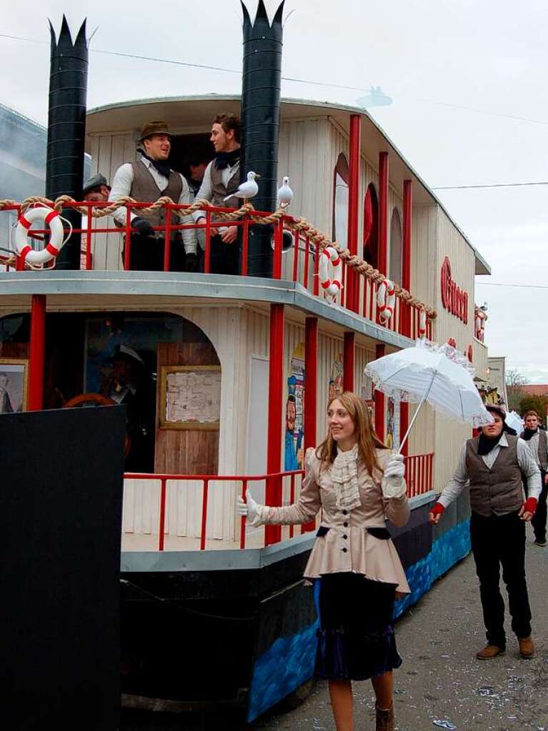 Beim Jubiläumsumzug der Freiämter Wurzelgeister herrschte beste Stimmung. Beim Jubiläumsumzug der Freiämter Wurzelgeister herrschte beste Stimmung.