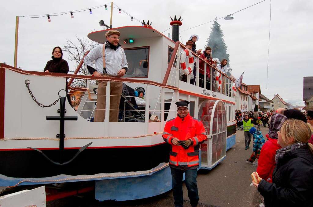 Beim Jubiläumsumzug der Freiämter Wurzelgeister herrschte beste Stimmung. Beim Jubiläumsumzug der Freiämter Wurzelgeister herrschte beste Stimmung.