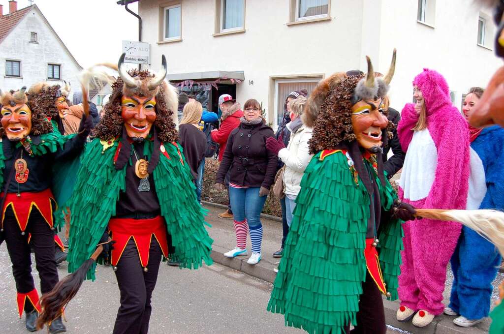 Beim Jubiläumsumzug der Freiämter Wurzelgeister herrschte beste Stimmung. Beim Jubiläumsumzug der Freiämter Wurzelgeister herrschte beste Stimmung.