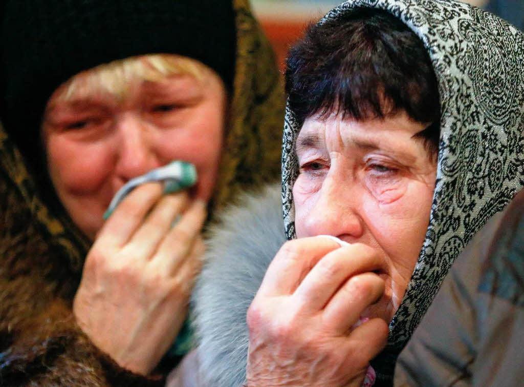Die Straenschlachten in der Ukraine halten an.