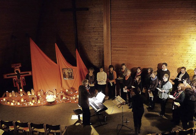 Besinnliche Atmosphre bei der &#8222;...evangelischen Kirche in Oberprechtal.   | Foto: Roland Gutjahr