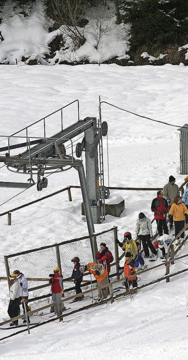 Skiclub  hofft bis zum Wochenende auf viel Schnee.  | Foto: Archiv