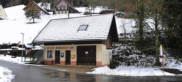 Seit es in Wildgutach kein Gasthaus me..., damit ein neues Fahrzeug Platz hat.   | Foto: horst dauenhauer