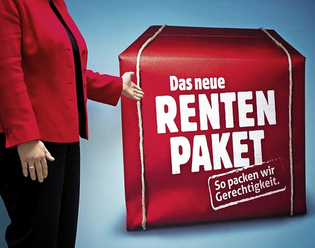 Die Arbeitsministerin prsentiert: das Rentenpaket der Regierung   | Foto: dpa