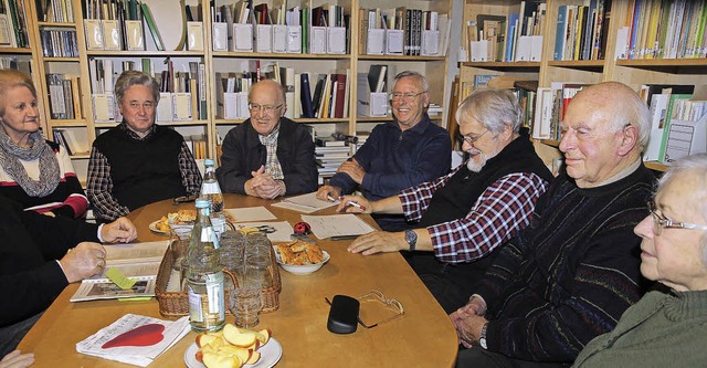 Hachberg-Bibliothek: Erinnerungen der ...riegszeit drfen nicht verloren gehen.  | Foto: Dagmar Barber