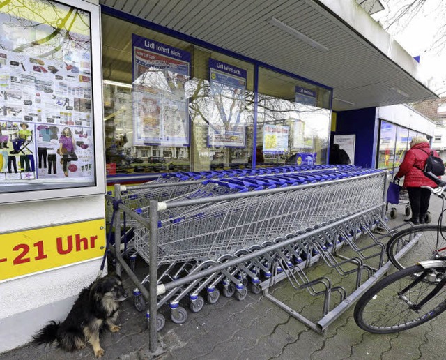 Letzte Chance: Der Lidl an der Sundgauallee ist heute noch bis 21 Uhr geffnet.   | Foto: Ingo Schneider