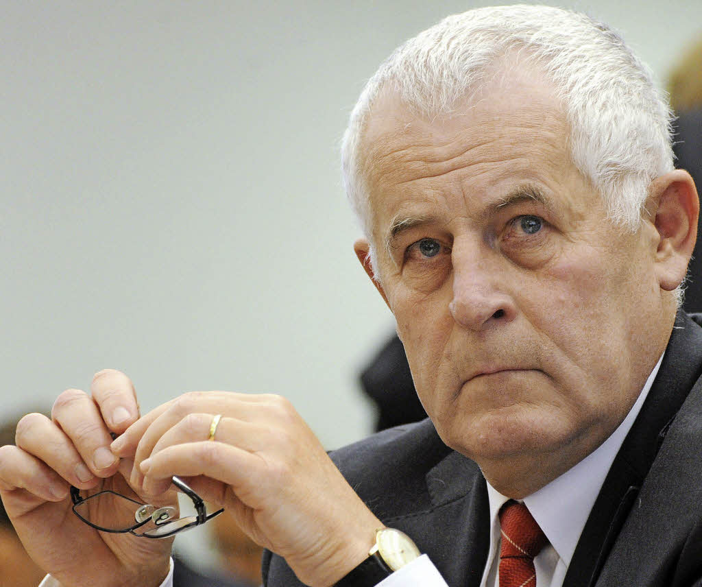 Gerupft und verbittert Deutschland Badische Zeitung