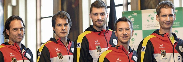 Das deutsche Daviscup-Team mit Teamche...hreiber und Florian Mayer (von links).  | Foto: dpa
