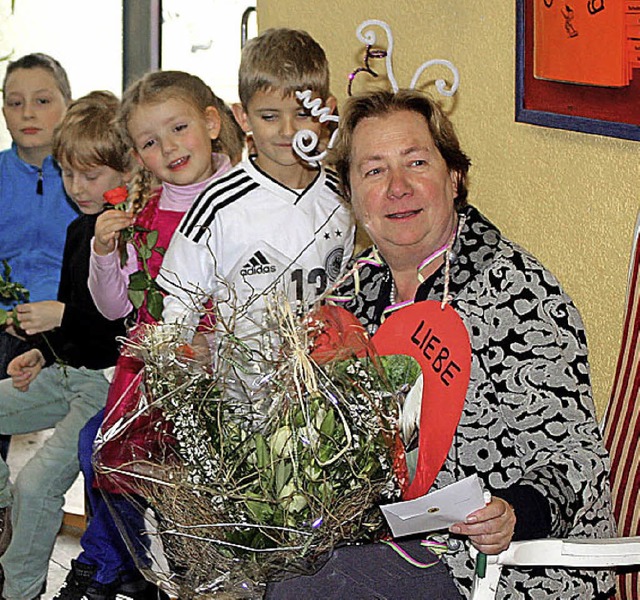 Gerhrt: Lehrerin Ingrid Eberlin bei ihrer Verabschiedung.   | Foto: Fabry