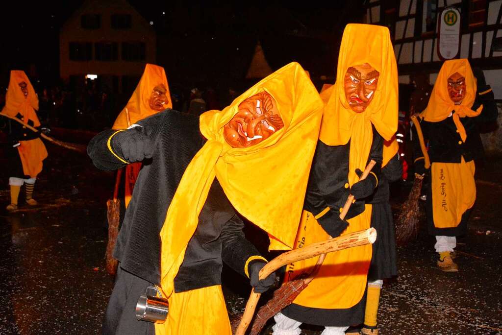 Alt-Steig-Hexen aus Hofstetten Alt-Steig-Hexen aus Hofstetten
