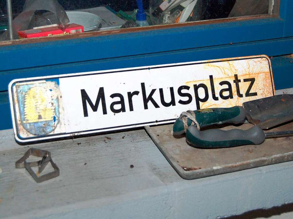 An der Glasblserei von Wilfried Markus, ein Ort, der unter Fasnchtlern auch Markusplatz genannt wird