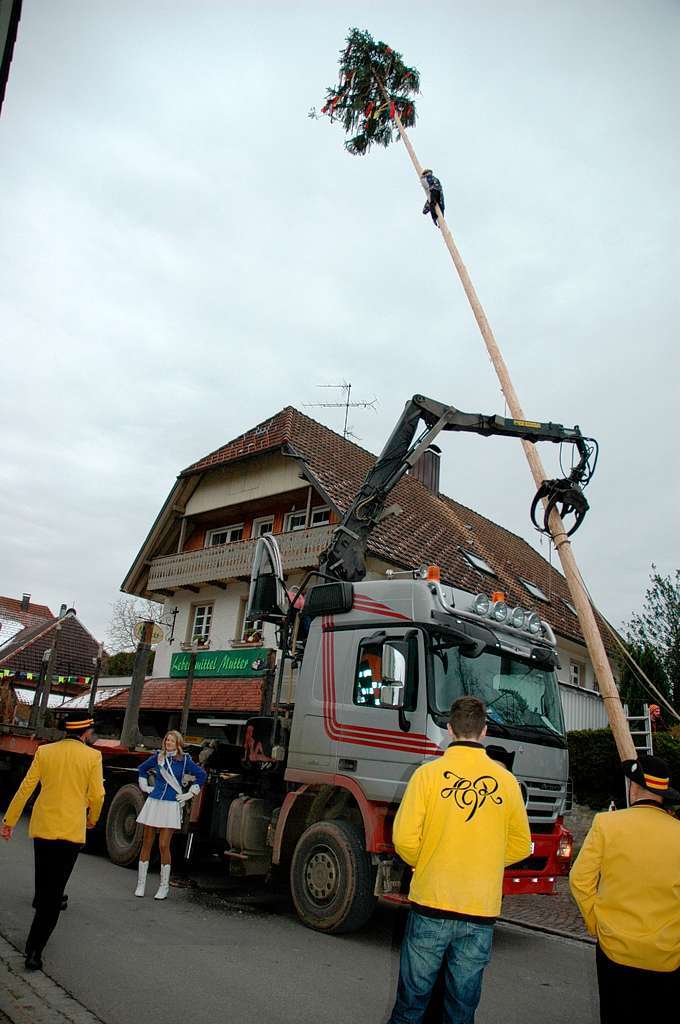 Impressionen vom Narrenbaumstellen in Grwihl