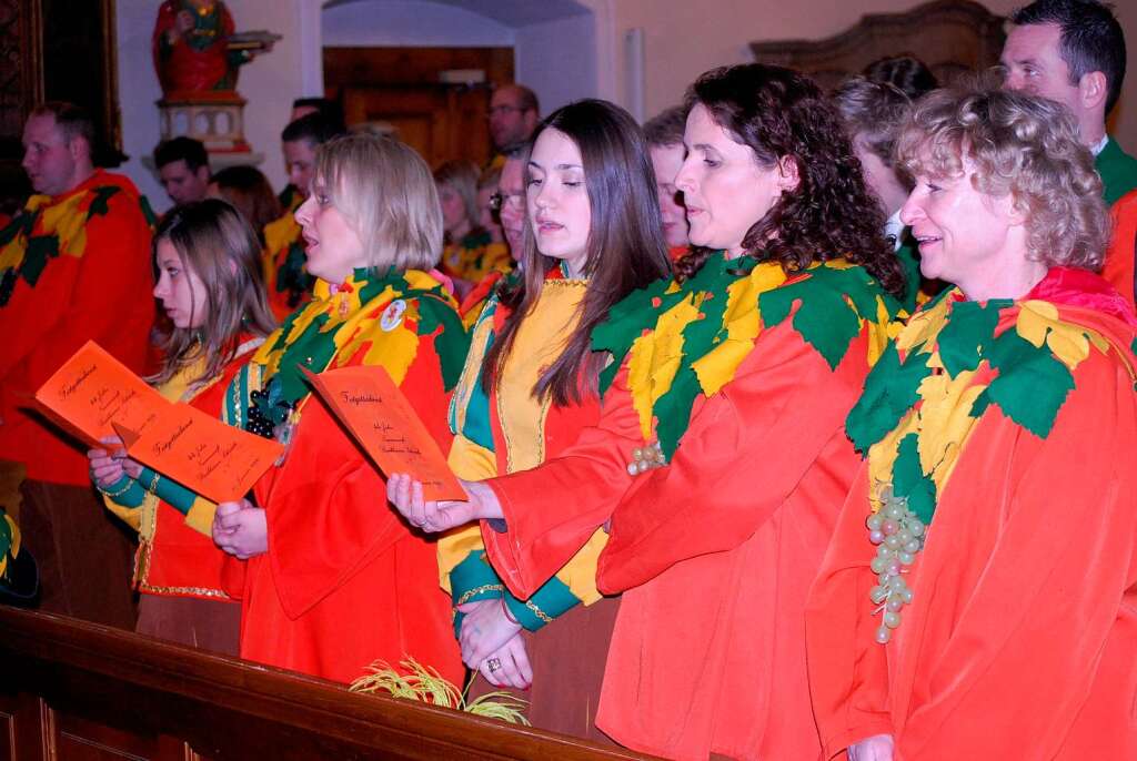 Die Mitglieder der „Burkheimer Schnecke“ feierten zu ihrem 44-jhrigen Bestehen einen Festgottesdienst in der  Pankratiuskirche.