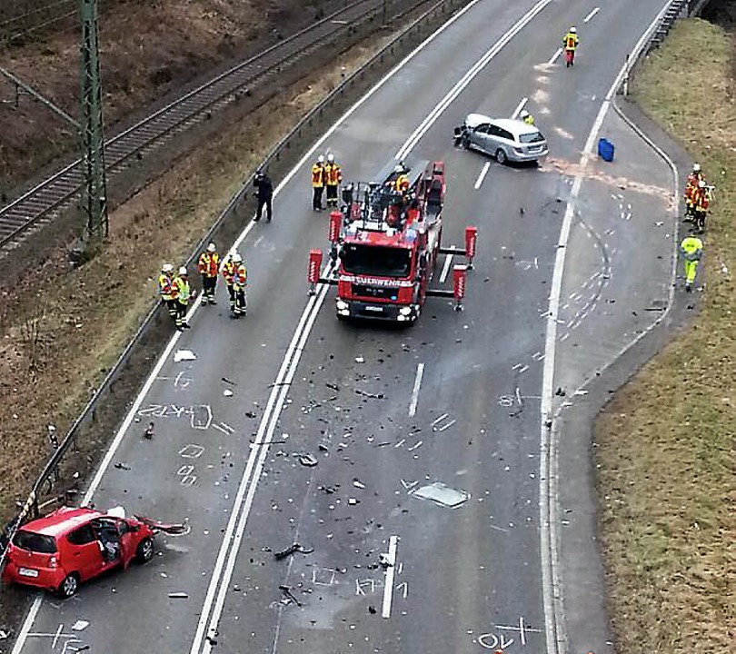 Mann Stirbt Bei Unfall Im Höllental - Kreis Breisgau-Hochschwarzwald ...