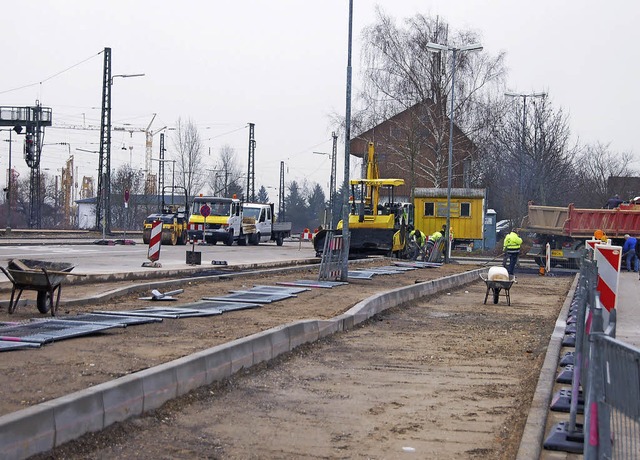 Zum Fahrplanwechsel soll der Busbahnho... die Busse von Reute darstellen wird.   | Foto: Pia Grttinger