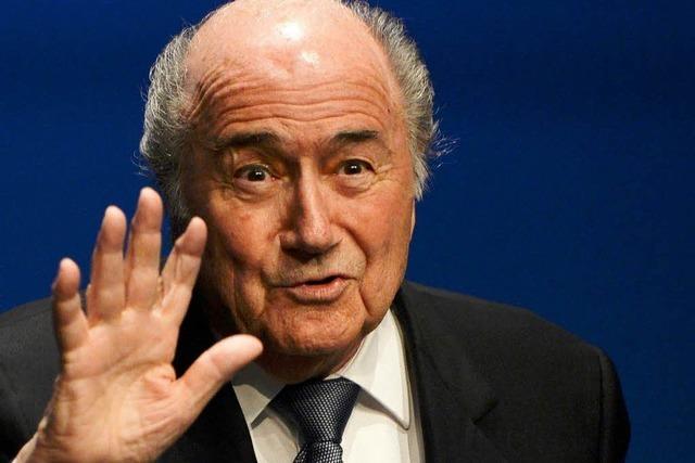 Blatter will FIFA-Prsident bleiben - und lsst sich bitten