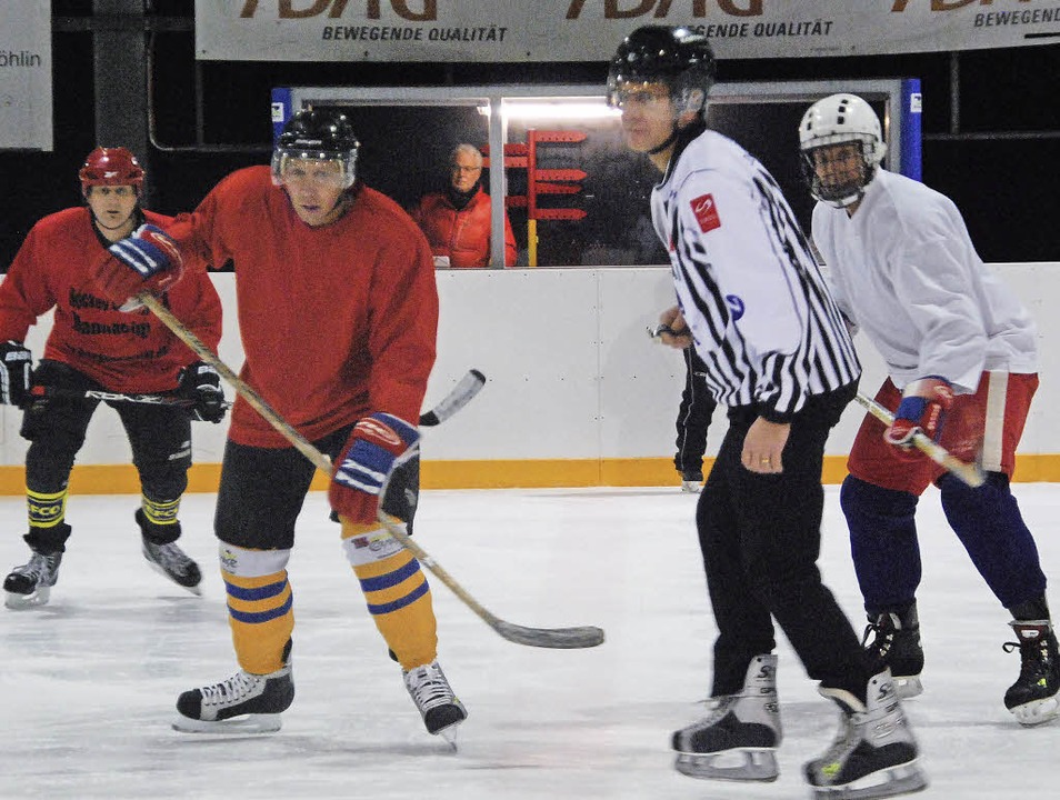 Reger Betrieb auf der Kunsteisbahn Rheinfelden Badische Zeitung