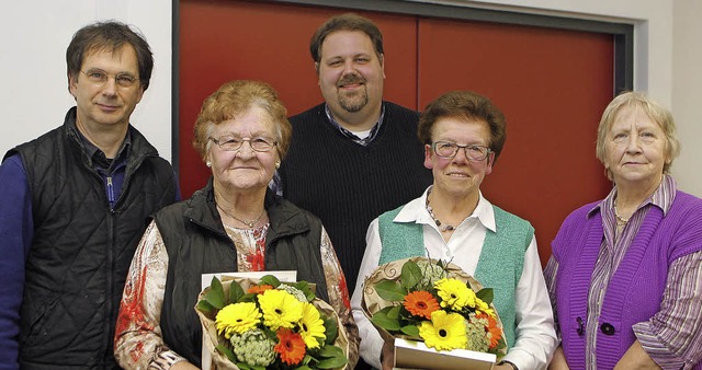 Ehrungen beim katholischen Kirchenchor...tbeil (60 Jahre) und  Maria Schneider   | Foto: heidi fssel