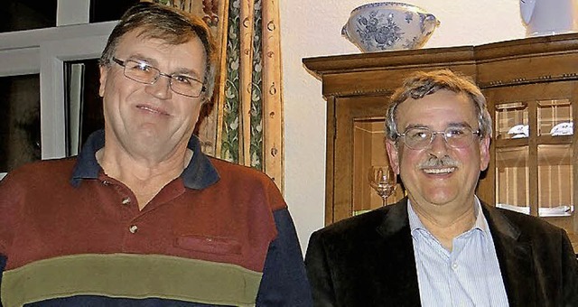 Wurden fr 40 Jahre Vereinstreue zu Eh...Paul Stenner (links) und Reiner Eyhorn  | Foto: Ralf Gebhardt