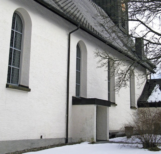 Der Seiteneingang der Kirche soll als ...einen halben Meter verlngert werden.   | Foto: Ulrike Spiegelhalter