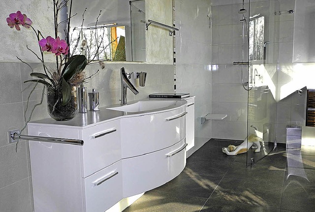 Bodenebene Dusche: modernes Design und Komfort  | Foto: she