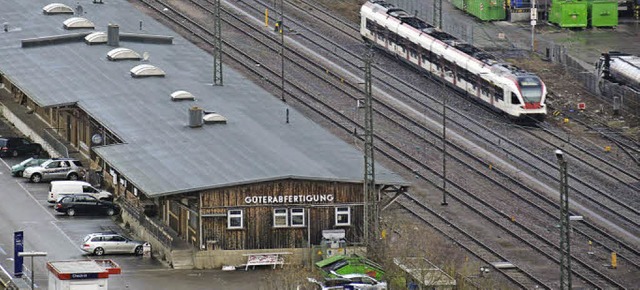 Wenn der Gterbahnhof aufgegeben und d...geraten, frchtet die IG pro Schiene.   | Foto: Nikolaus Trenz