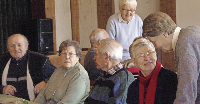 Das soziale Miteinander wird ganz gro...en der Senioren in der Oase in Grwihl  | Foto: Karin Stckl-Steinebrunner
