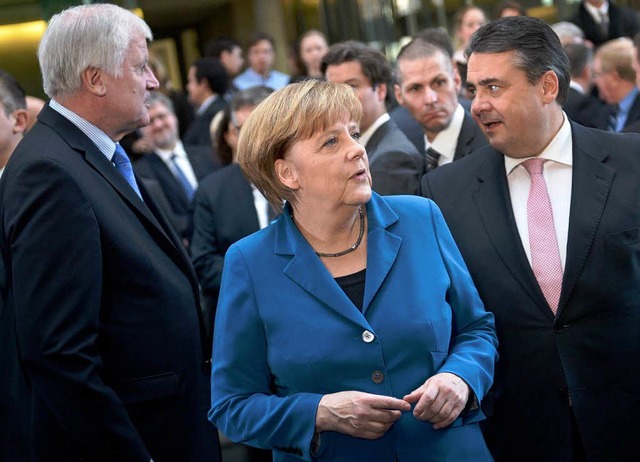 Belastungsprobe fr die groe Koalitio...fordert die CSU Aufklrung von der SPD  | Foto: dpa