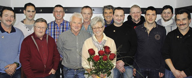 Die wiedergewhlte Vorsitzende Verena ...er, Sebastian Fritz und Detlef Heckel.  | Foto: N. Sedlak