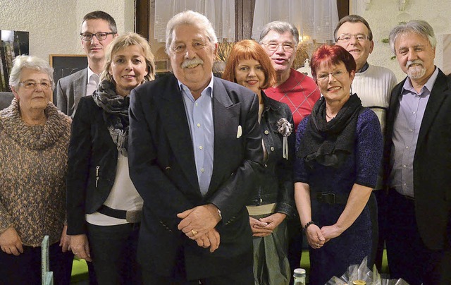 Der Vorstand der Tafel: Gertrud Weyman...hock, Paul Balint und Josef Gyuricza.   | Foto: Martina Proprenter