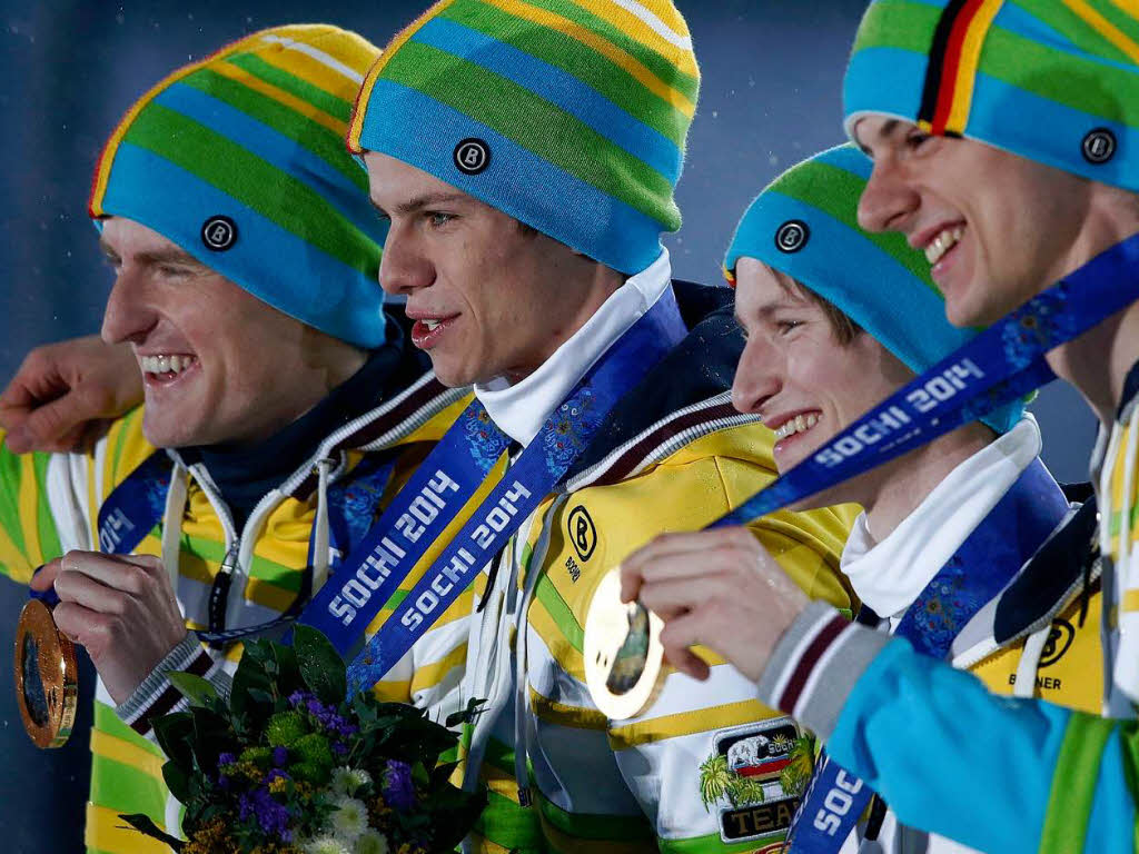 Deutsche GoldSkispringer bedanken sich bei ihren Fans Olympische