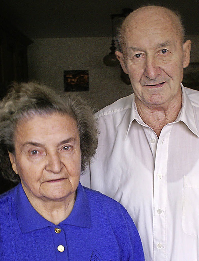 60 Jahre  verheiratet sind Gertrud und...das Paar  heute diamantene Hochzeit.    | Foto: Werner Probst