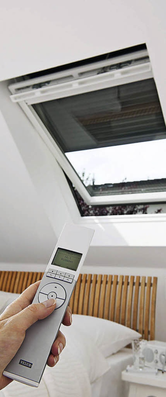 Das Fenster ohne groen Kraftaufwand z...end elektronisch ausgestatteten Haus.   | Foto: Velux