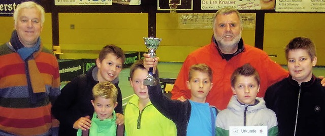 Die siegreiche Tischtennis-Equipe der ...sin, Lukas Schmidt, Wolfgang Barkmin.   | Foto: privat