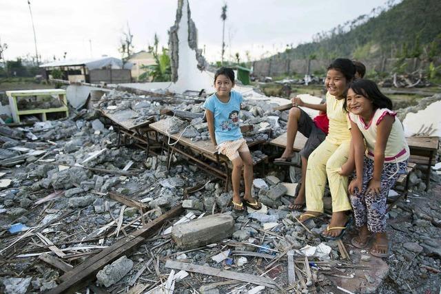 Philippinen-Bewohner unzufrieden mit Wiederaufbau